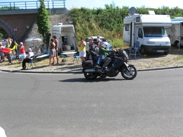 Le tour de France rijd door Leest 4-7-2010 165