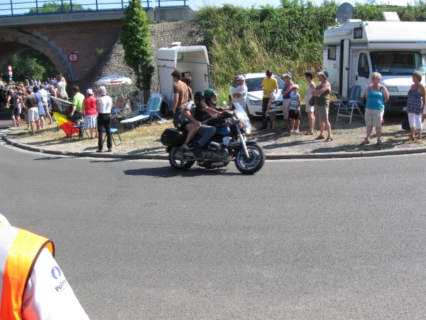 Le tour de France rijd door Leest 4-7-2010 184