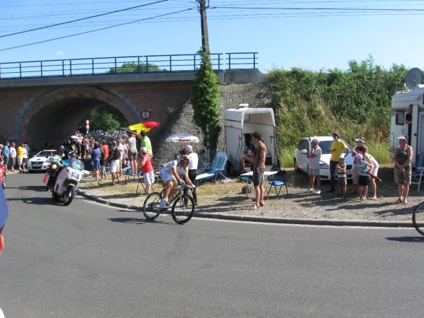 Le tour de France rijd door Leest 4-7-2010 195