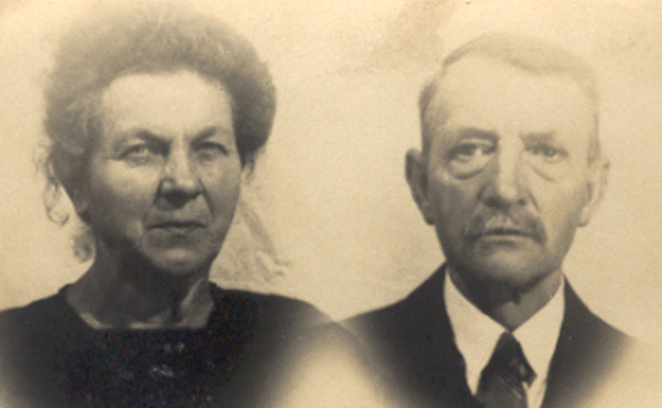 Cornelis en Lena 50 jaar getrouwd 21-8-1952