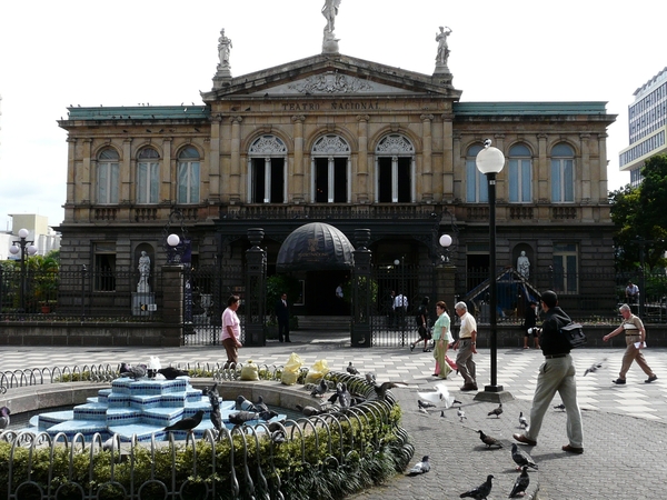 2007-12  096 Teatro Nacional 04-12