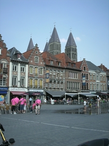 De grote markt in Doornik