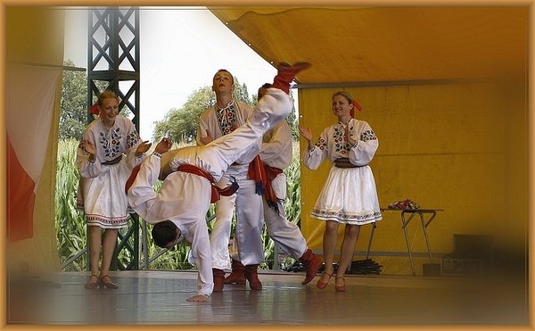 sized_sized_DSC11336a oekraine danst