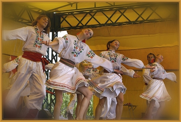 sized_sized_DSC11338a oekraine danst