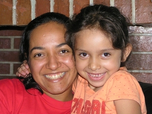 Marisol met nichtje