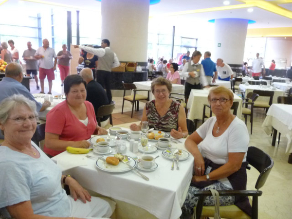 de eerste ochtend in het hotel alles ziet er even heerlijk uitet