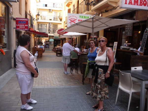 een plaatsje zoeken om iets te drinken