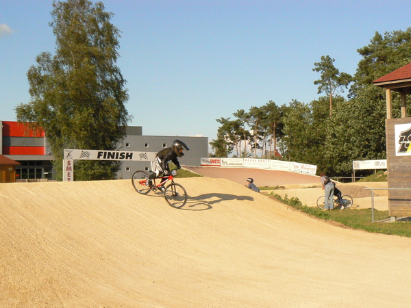 EERSTE TRAINING INDESSEL FAUSTO EN MAURO 2008 (2)