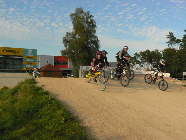 EERSTE TRAINING INDESSEL FAUSTO EN MAURO 2008 (10)