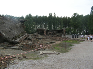 Birkenau_restant Crematorium 2