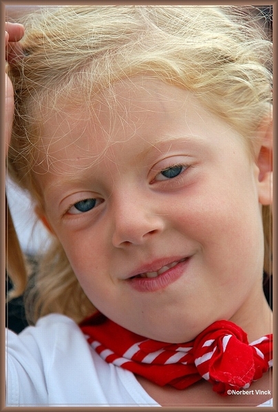 sized_sized_DSC22233a opening bloementapijt