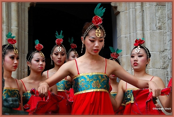 sized_sized_DSC22583a voor het optreden