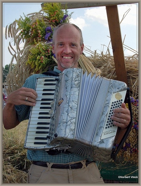 sized_sized_DSC22798a op het veld