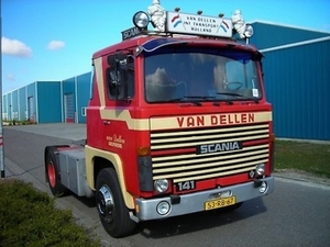 SCANIA~4