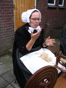 051