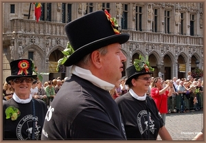 sized_sized_DSC23396a op de grote markt-gardevilles