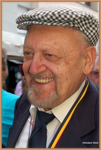 sized_sized_DSC23439a toone