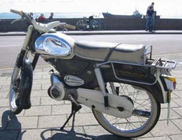 DKW.  Hummel Luxus TS