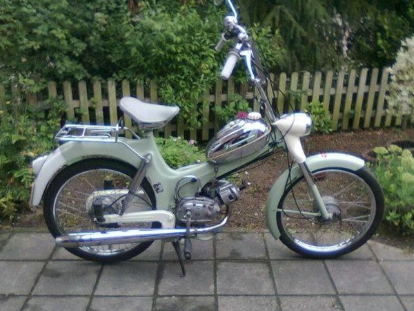 Puch Skytrack 1970 met 2 voetversnellingen.