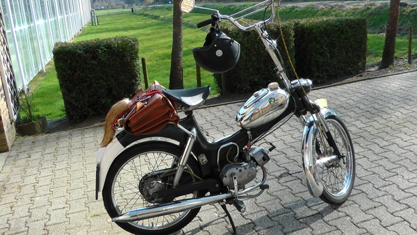 Puch MV50  Skytrack 1975 van Bas v,d. Zwaan