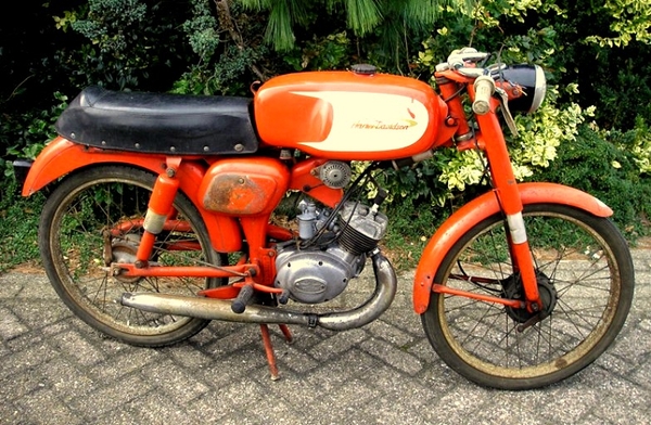 Aermacchi Sport .