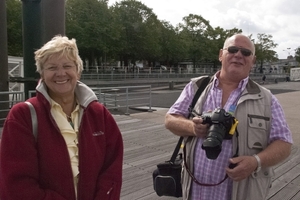 010 Antwerpen - Instappen in de boot