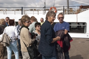 015 Antwerpen - Instappen in de boot