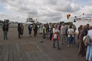 018 Antwerpen - Instappen in de boot