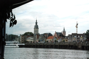 079 Antwerpen - Op de boot - bezienswaardigheden op de oever