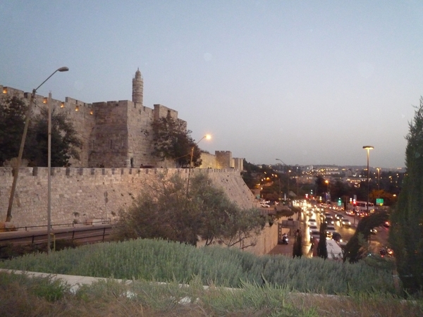 1g Jeruzalem _omgeving Jaffapoort bij avond _P1070041