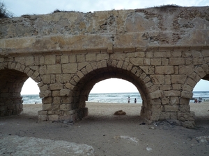 6f Caesarea _Aquaduct _P1070589