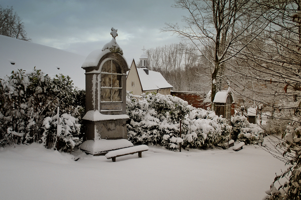 Basiliek,Scherpenheuvel,bidden,geloof,godsdienst,gebed,Maria,zon,ster,kruis