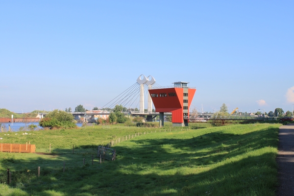 Een brug onderweg naar Giethoorn