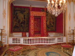 slaapkamer met hemelbed