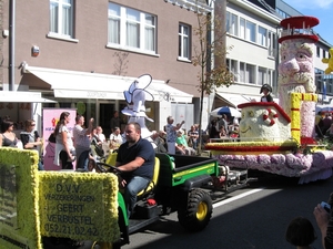 Sint Gillis Dendermonde Bloemencorso 050