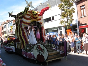 Sint Gillis Dendermonde Bloemencorso 064