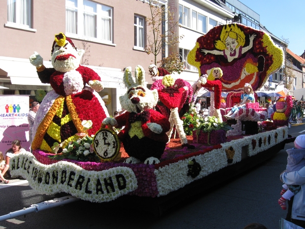 Sint Gillis Dendermonde Bloemencorso 082