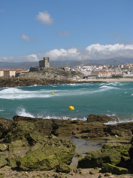 037 Golven rollen in de baai van Tarifa