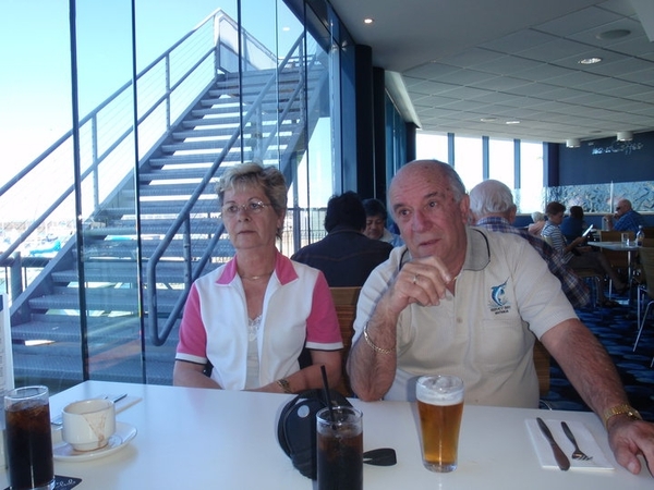 Nancy & Hugo in Hervey-Bay