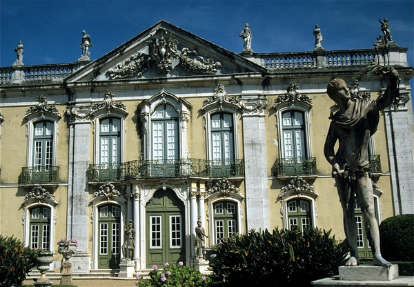 Queluz