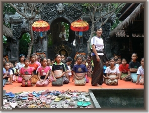 Balinese dansen bij Dwi Mekar