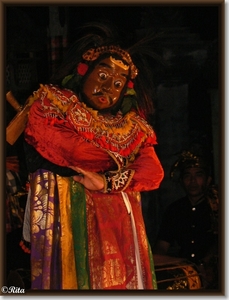 Balinese dansen bij Dwi Mekar