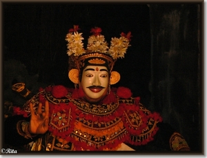 Balinese dansen bij Dwi Mekar