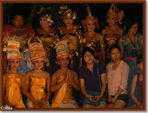 Balinese dansen bij Dwi Mekar