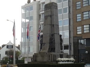 10.11.06.KNOKKE.MONUMENT