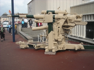 NORMANDIE2009111 afweergeschut  Arromanches