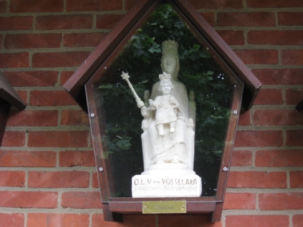 Onze-Lieve-Vrouw van Vosselaar