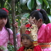 Danseresjes uit weeshuis op Java