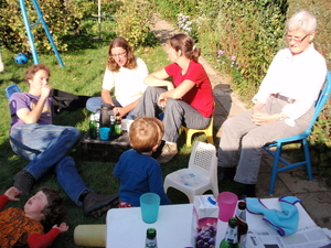 Emma, Mathijs, Floris, Nico, Linda en Oma.