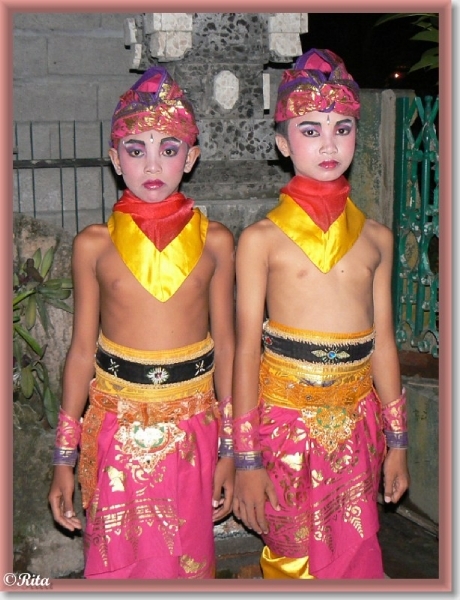 Dansen in Pura Pasupati